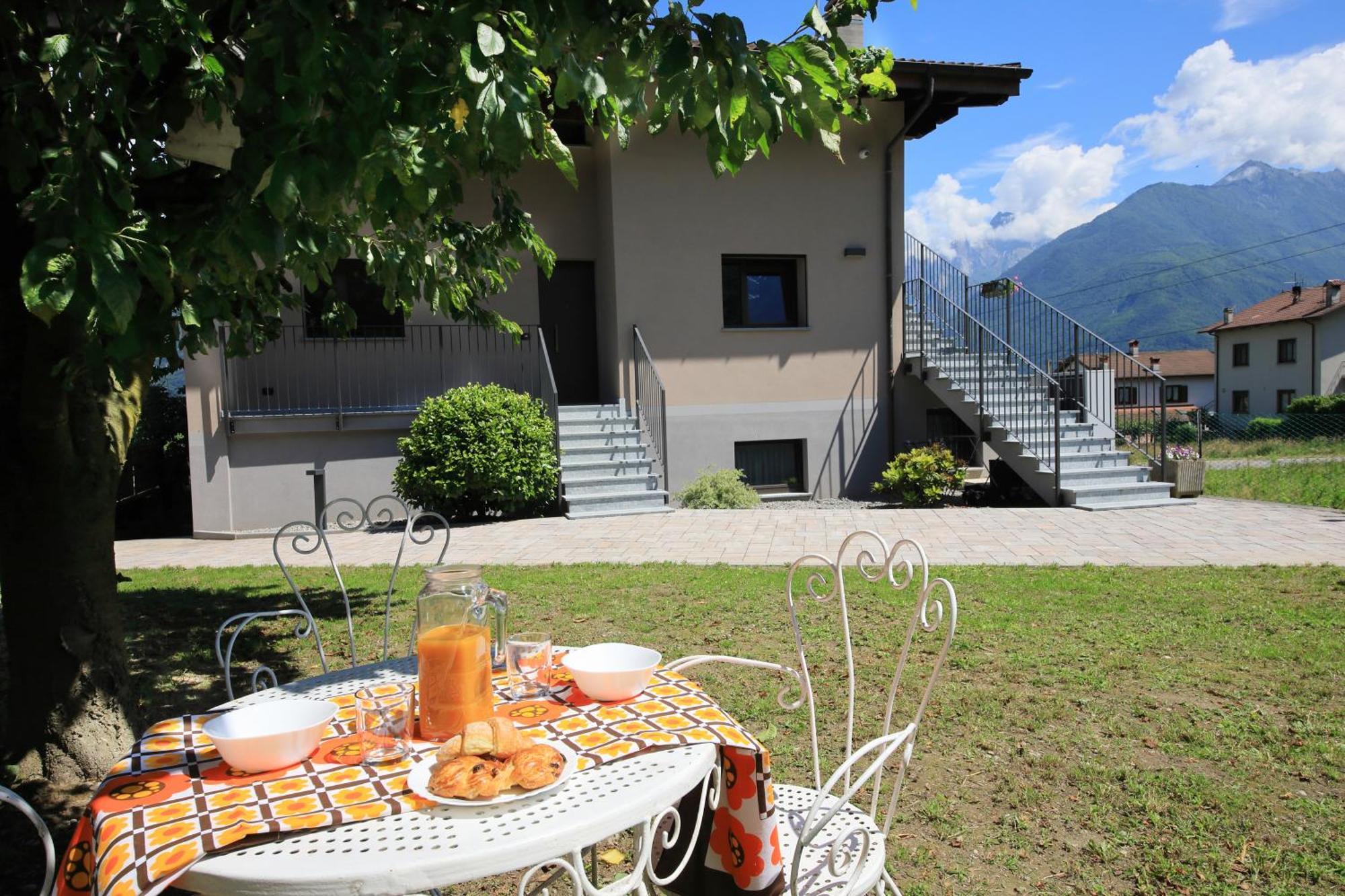 Casa Didi & Rosi - Lake Como Colico Eksteriør billede